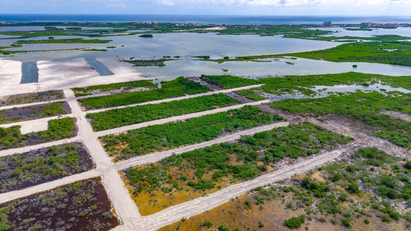Secret Beach Property For Sale — photo 3