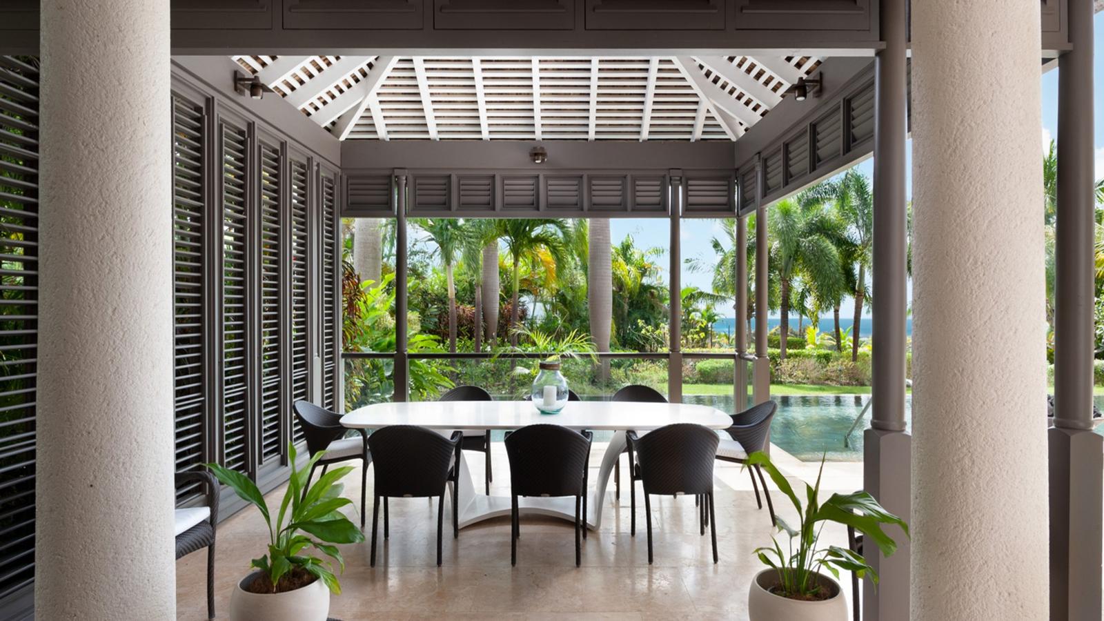 Moorehaven - Luxury Villa with Ocean and Golf Views in Apes Hill, Barbados — photo 2