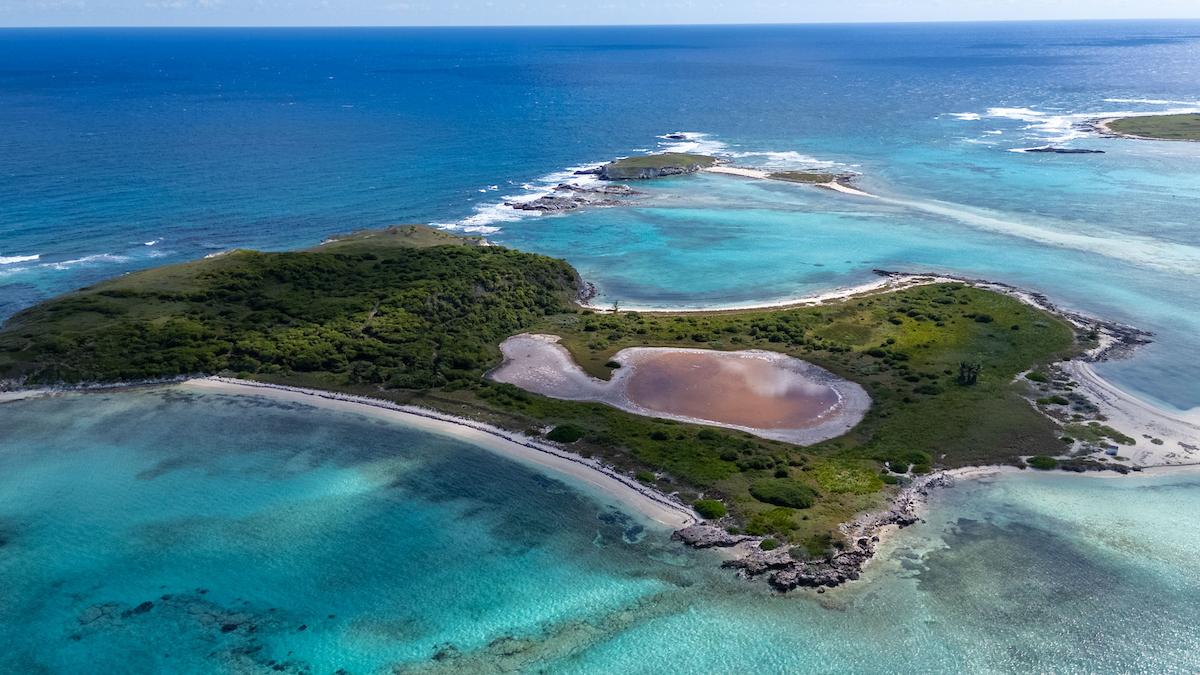 31.46 Acre Island for Sale, San Salvador, Bahamas — photo 4