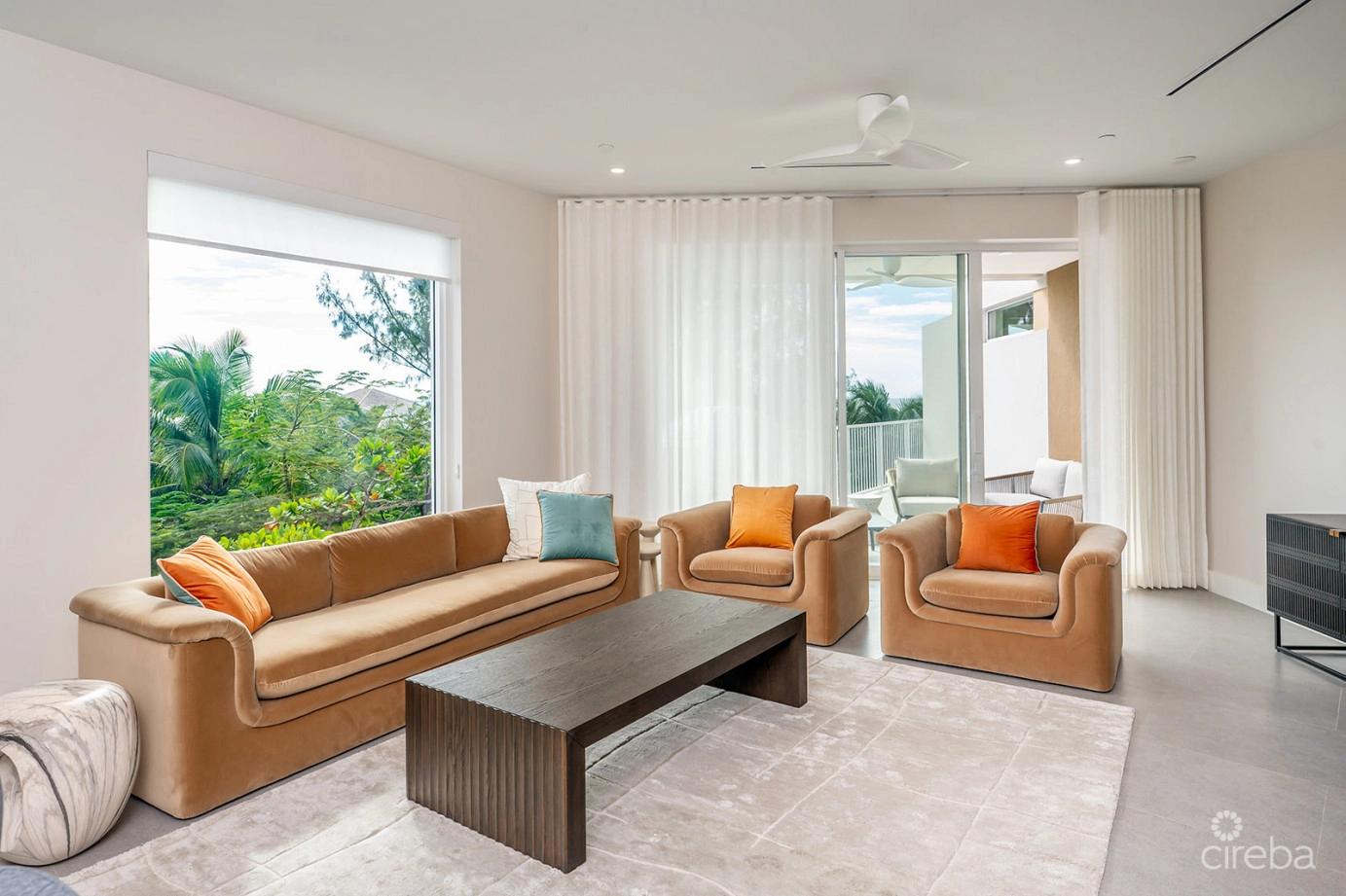 Point West Penthouse #20 - One Bed Garden View — photo 1