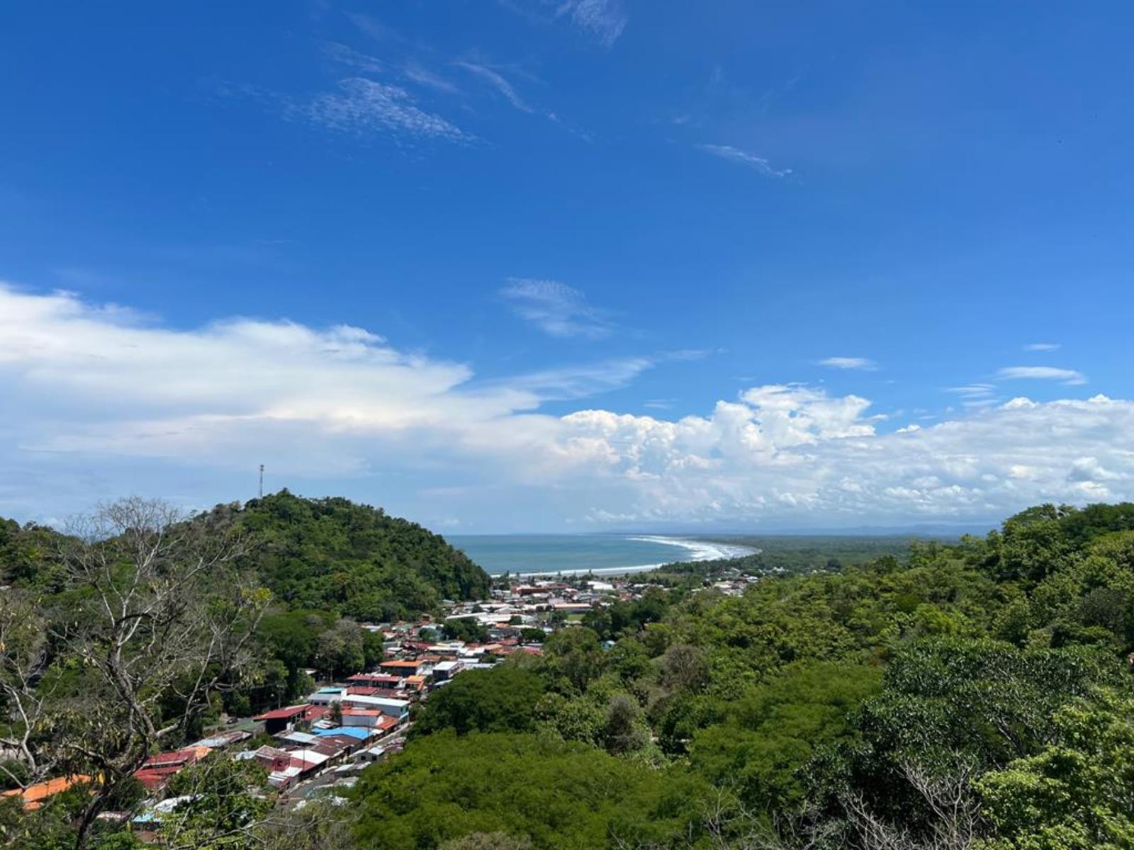 13 Bedroom Apartment Complex for Sale in Quepos, Costa Rica — photo 2
