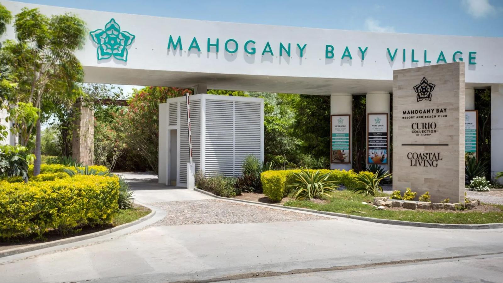 Mahogany Bay Canal Front Property For Sale — photo 2