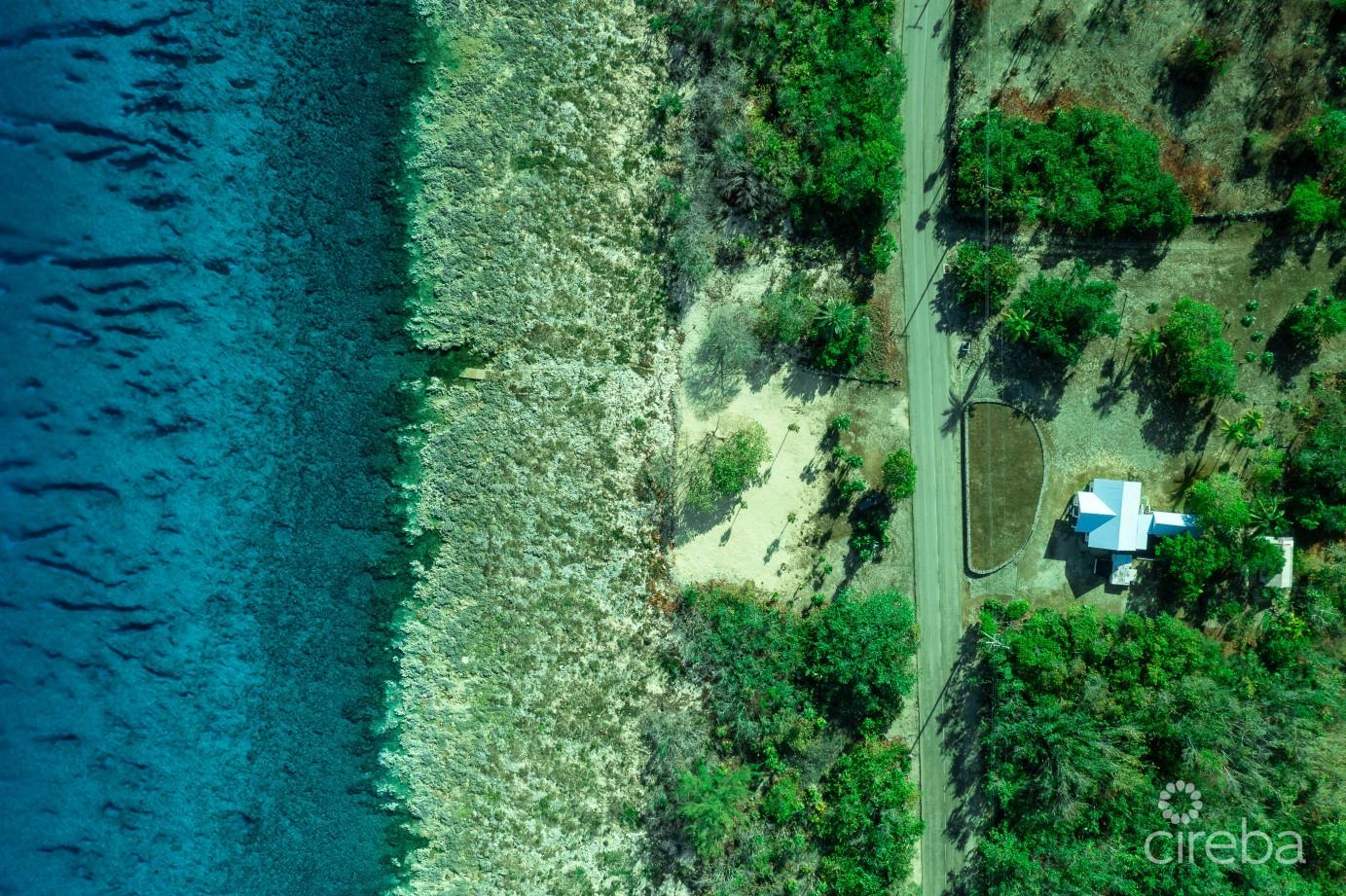 Historic Home - 3 Acres Ocean Front in the Cayman Islands — photo 1