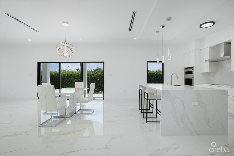 Casa Blanca 3BR New Luxury Duplex — photo 3