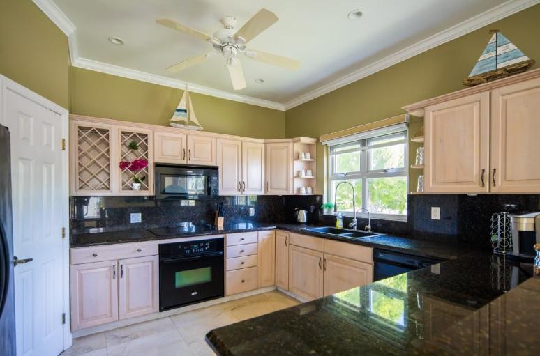 4 bedroom property for sale — photo 4