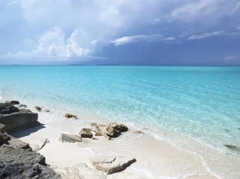 Tar Bay Bahamas 5.5 Acre Beachfront Opportunity — photo 4