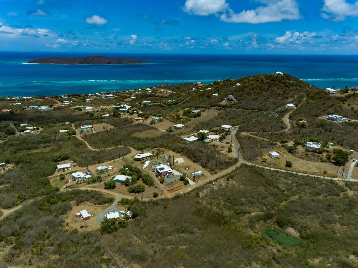 37.4 Acre Lot with House and Apartment - US Virgin Islands — photo 3