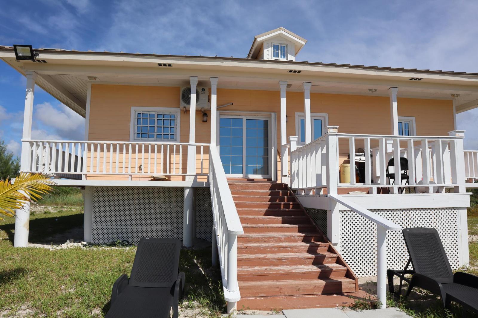 3 bedroom Residence for sale - GRAND BAHAMA HIGHWAY — photo 2