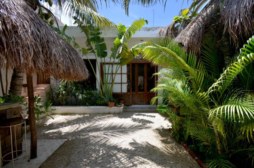 Solar Urbano 3BR Tulum Vintage Home — photo 1