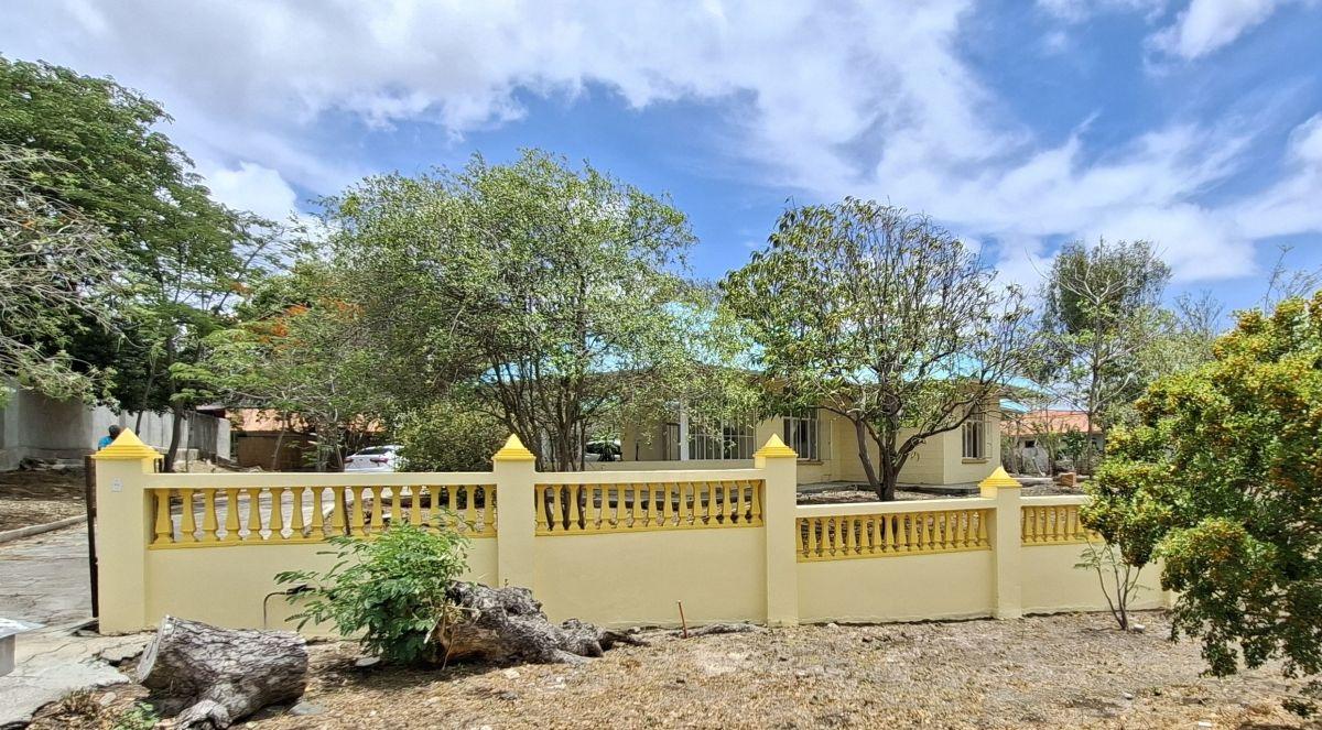 3 bedroom home for rent in Julianadorp — photo 1
