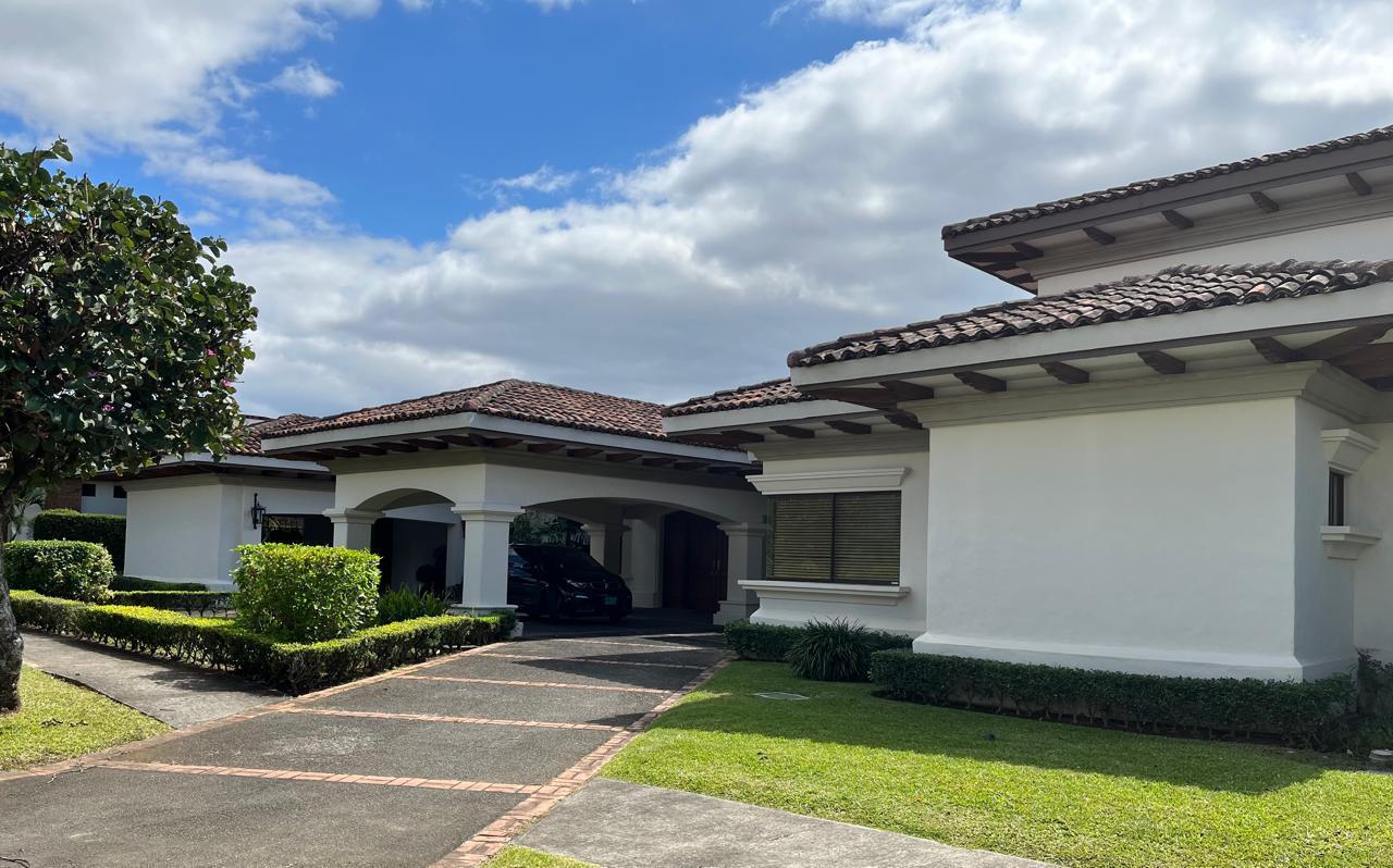 4 Bedroom Home for Sale in Bosques De Lindora, Santa Ana, San Jose, Costa Rica — photo 4
