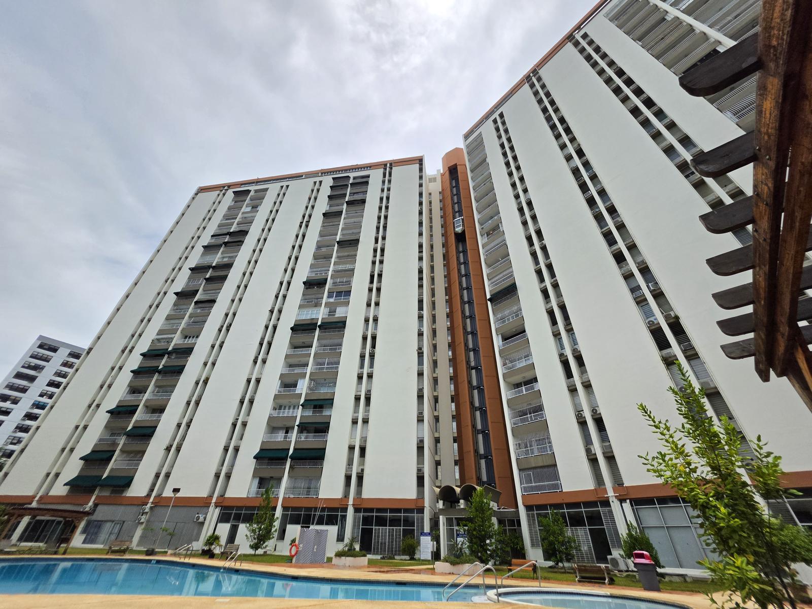 Spacious Apartment in Segovia Condominium, Hato Rey — photo 1