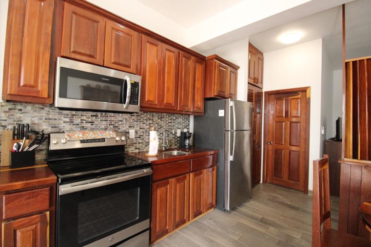 Ambergris Caye 1BR Waterfront Condo — photo 4