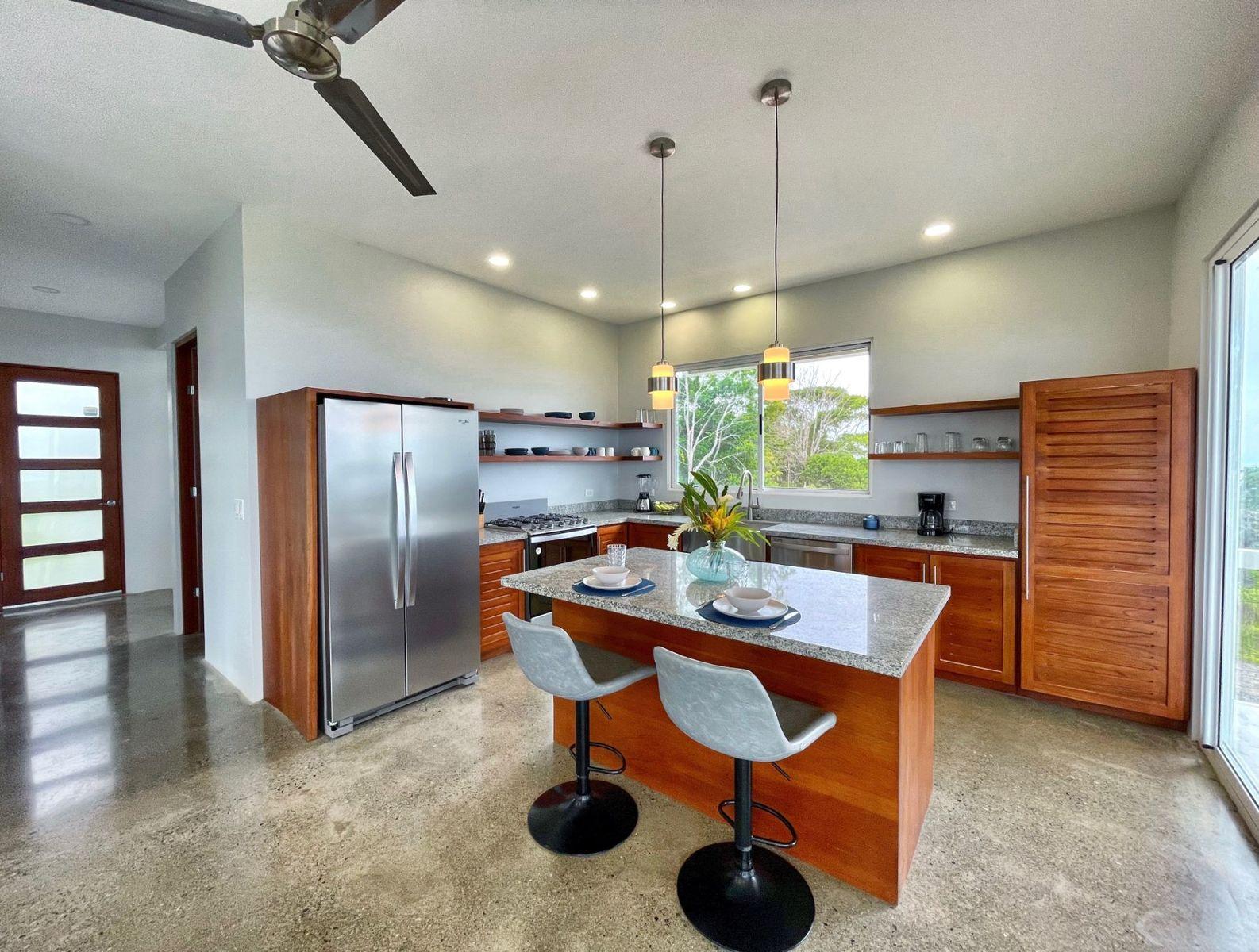 New 4 Bedroom Ocean-View Home for Sale, Lagunas de Baru, Dominical, Puntarenas, Costa Rica — photo 4