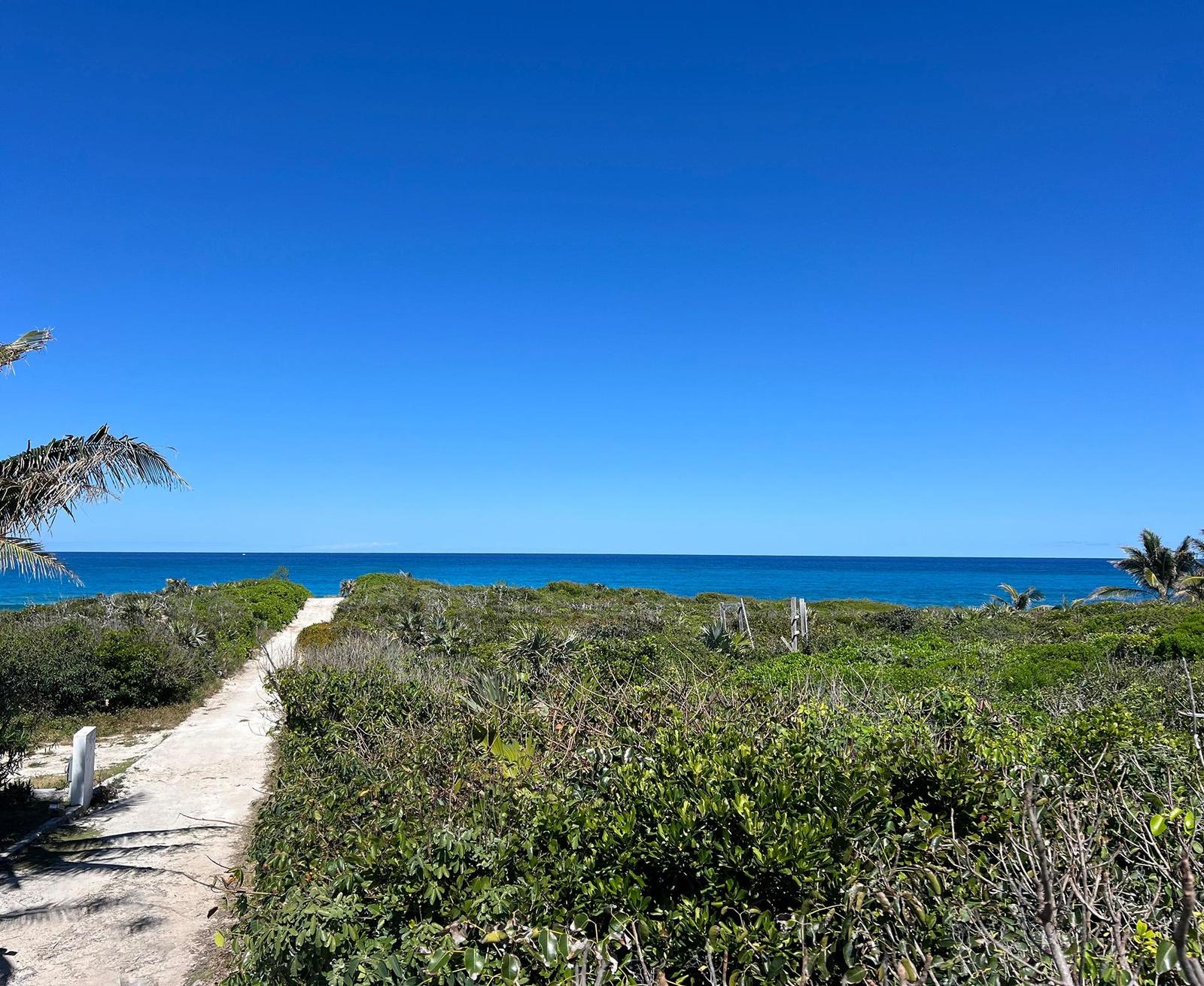 MERMAIDS ON THE BEACH - Beachfront Acreage on Great Guana Cay — photo 1
