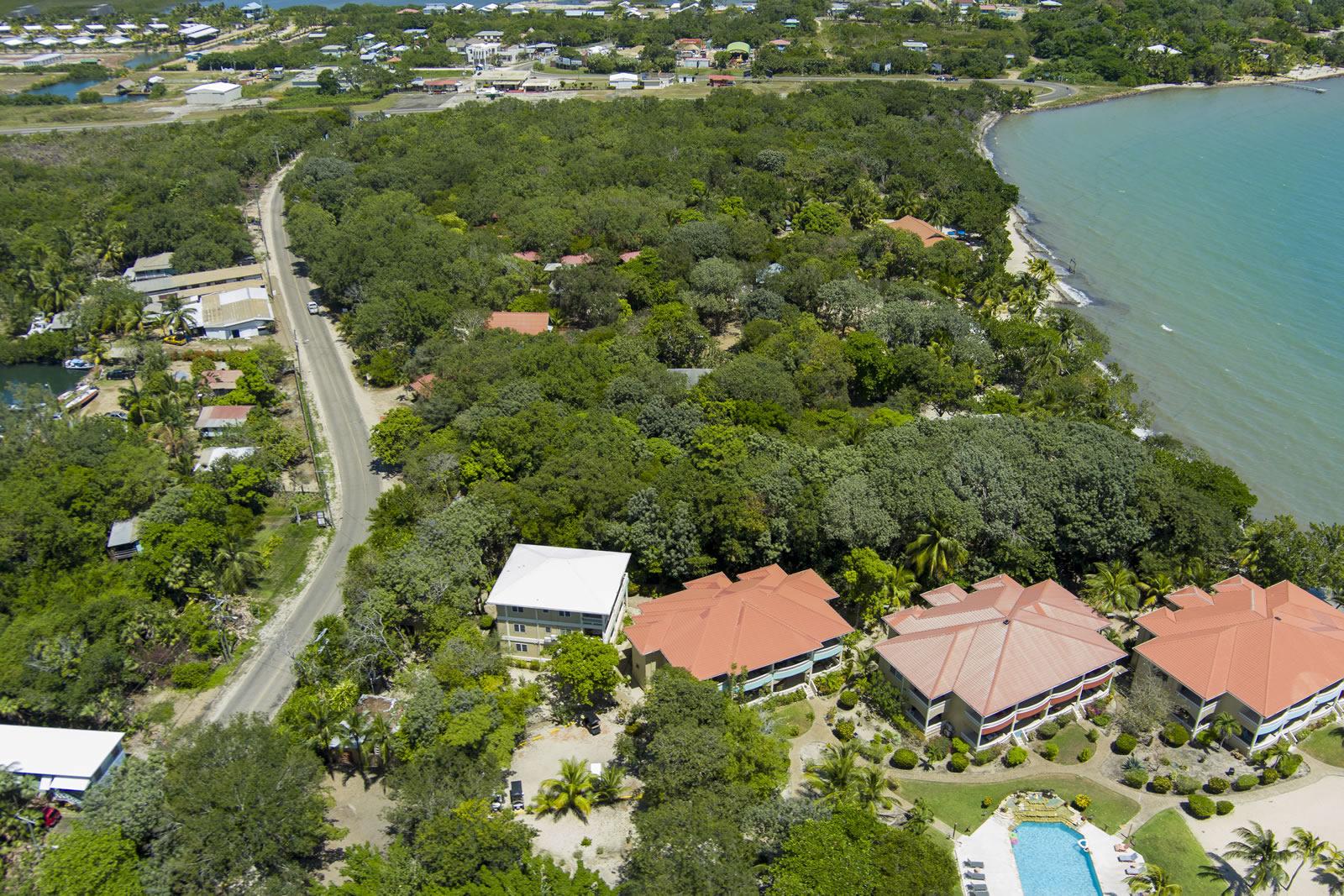 4 Bedroom Beachfront Property for Sale, Placencia Village, Belize — photo 5