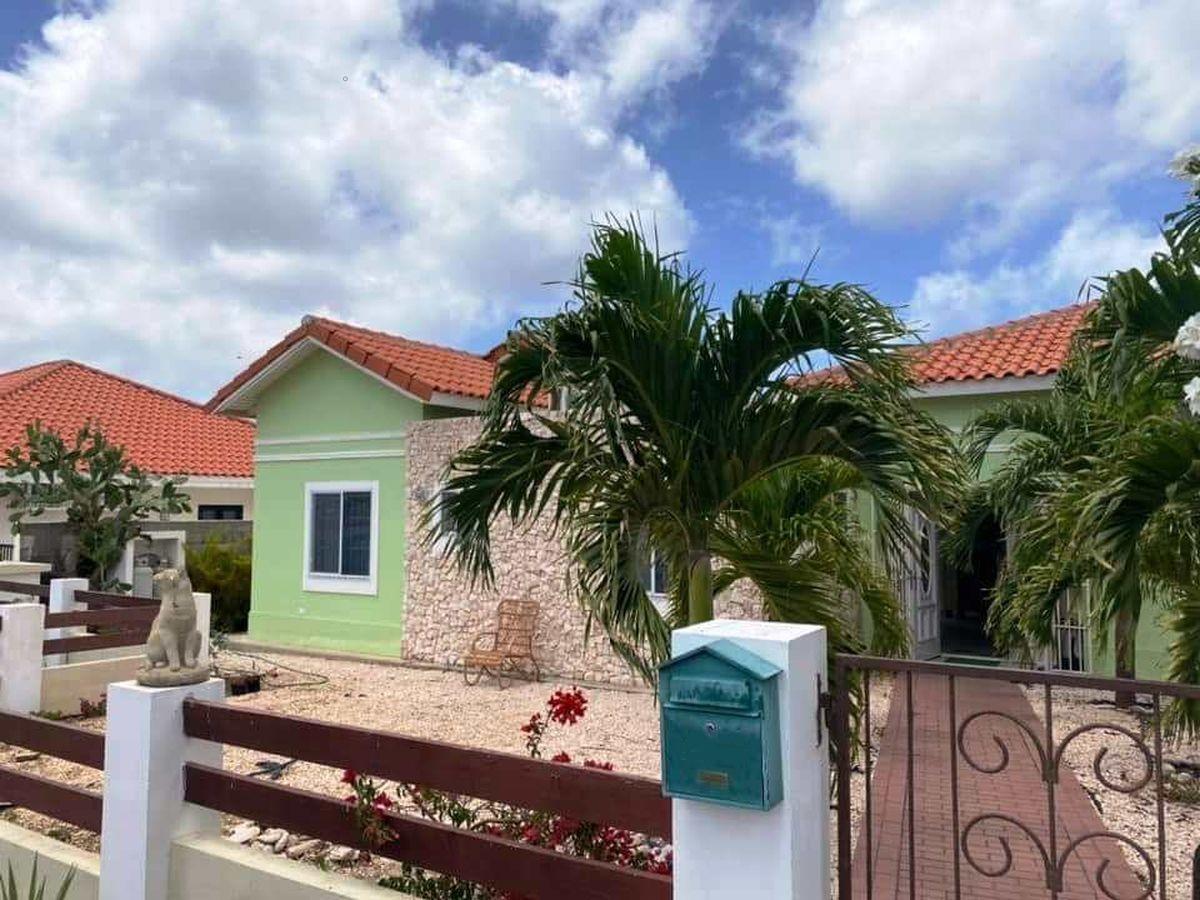 3 bedroom home for rent in Vista Montaña — photo 1