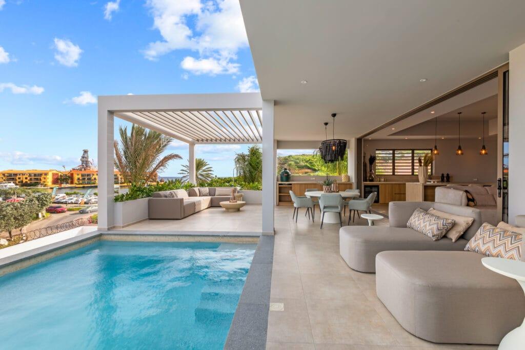 Sea View Villa with swimming pool for sale in Jan Thiel, Curaçao — photo 1