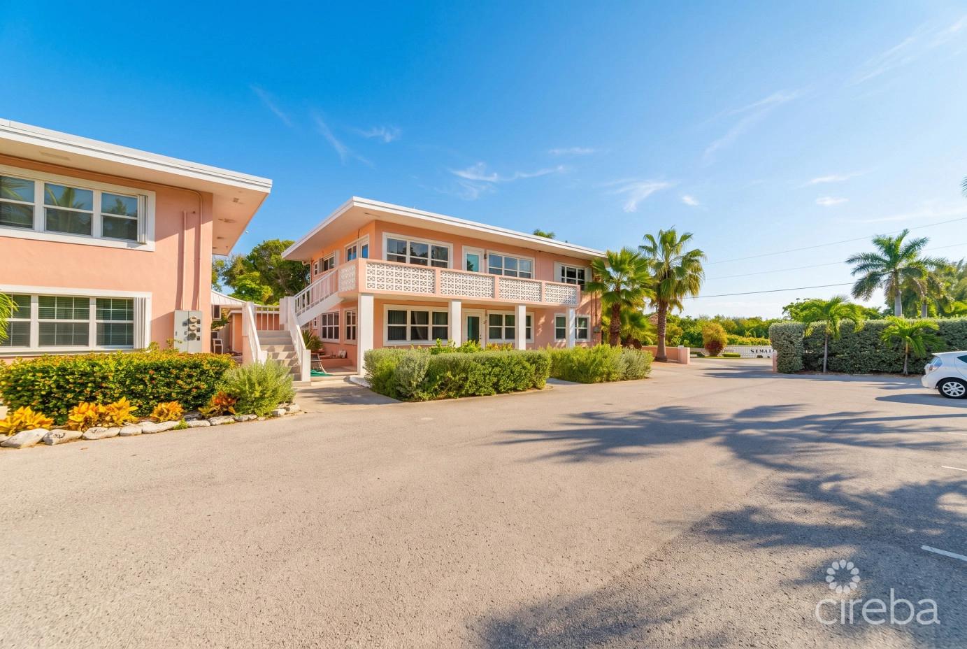 Winterhaven Beachfront 3 Bed Condo for Sale — photo 2