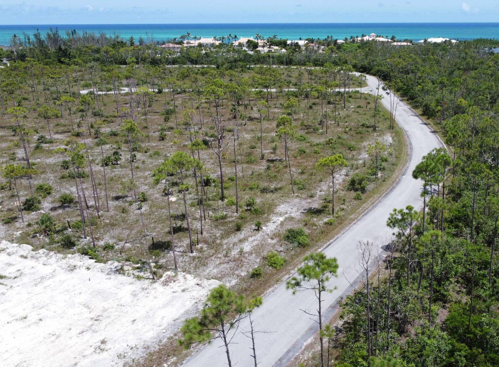FORTUNE BAY LOT 34 — photo 4