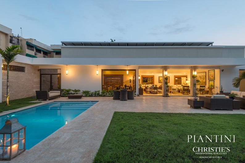 Casa Strata - Ultra-Modern Luxury Villa in Los Cacicazgos, Santo Domingo — photo 2