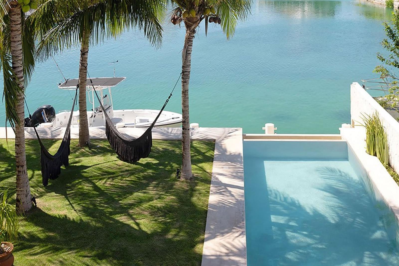 5 Bedroom Luxury Waterfront Home for Sale, Puerto Aventuras, Mexico — photo 5