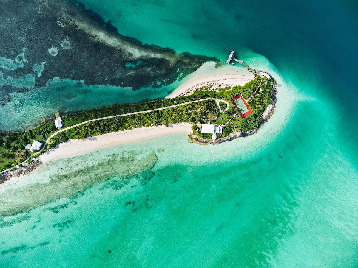 6 Bedroom Residence for Sale in Gun Point & Ridley Head, Eleuthera, The Bahamas — photo 4