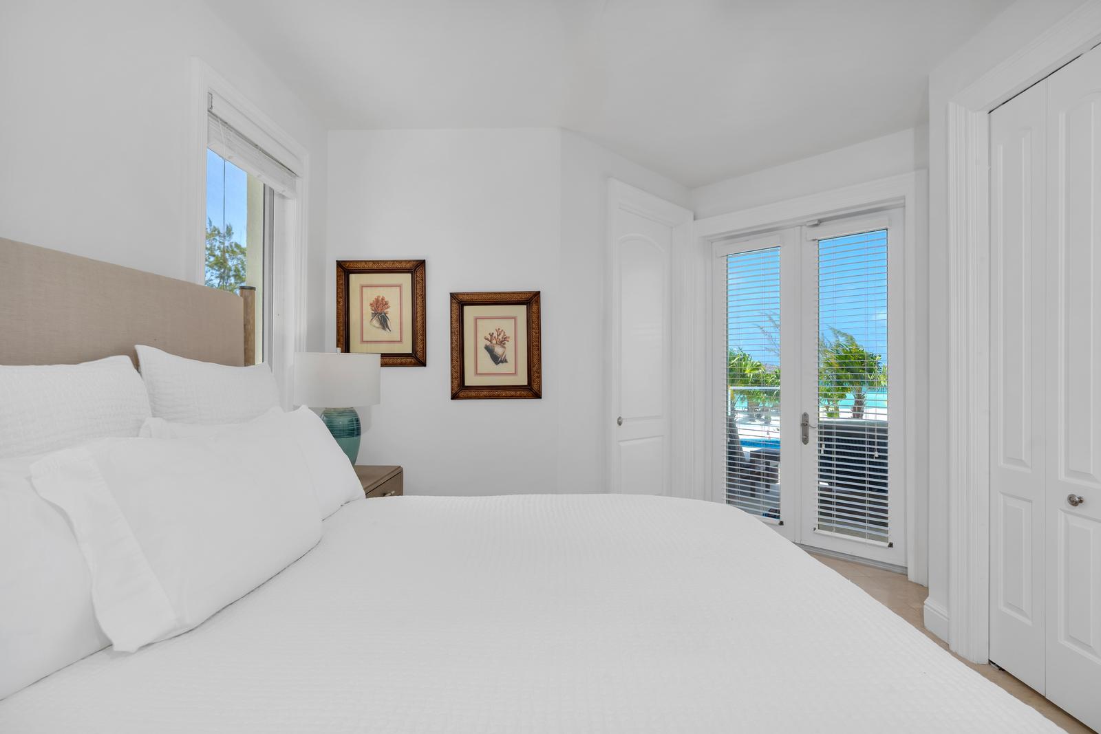 Villa Cecilia Luxury Beachfront Estate — photo 2