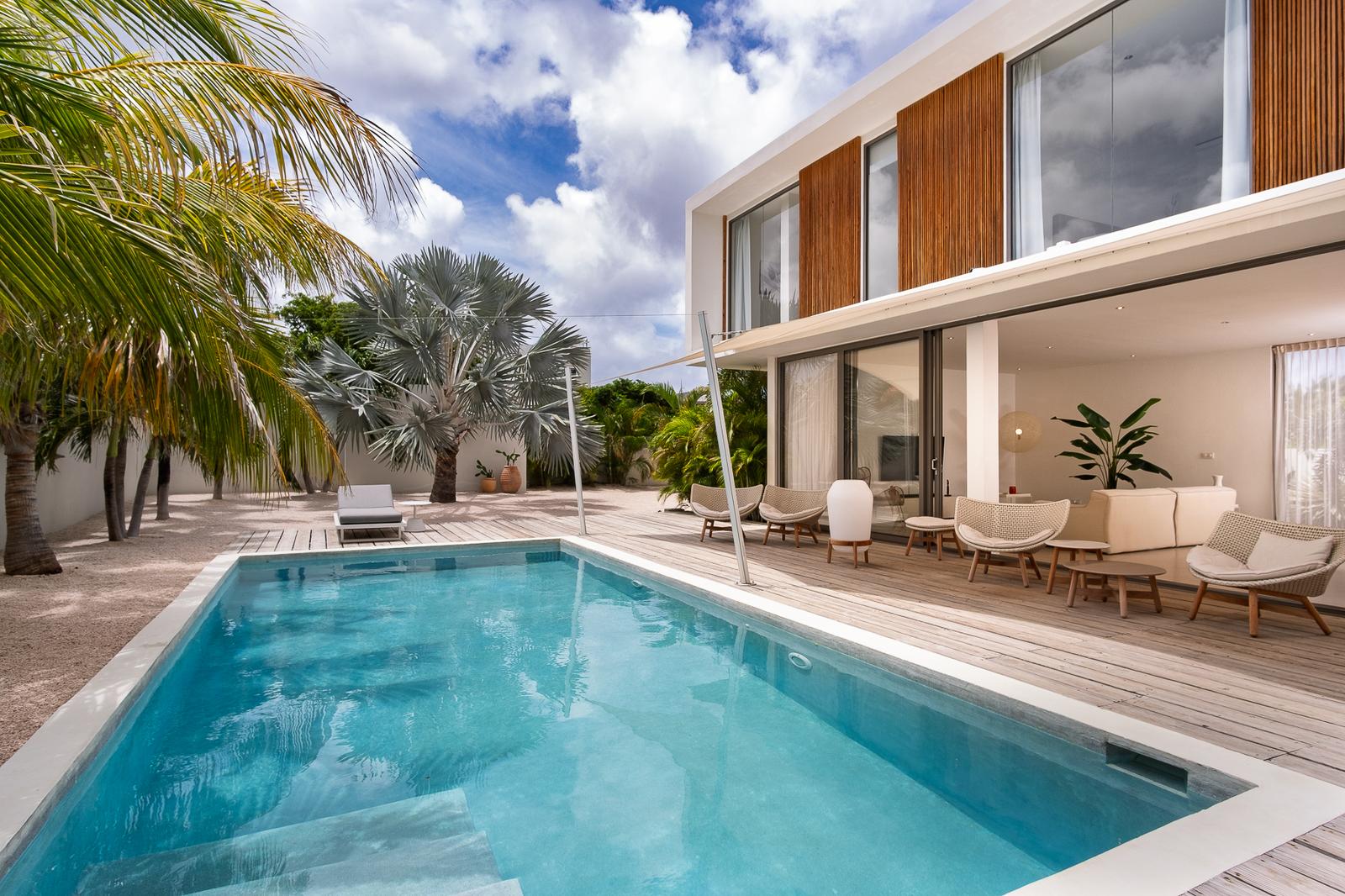 3 Bedroom Luxury Villa for Sale, Vista Royal R1, Jan Thiel, Curacao — photo 1