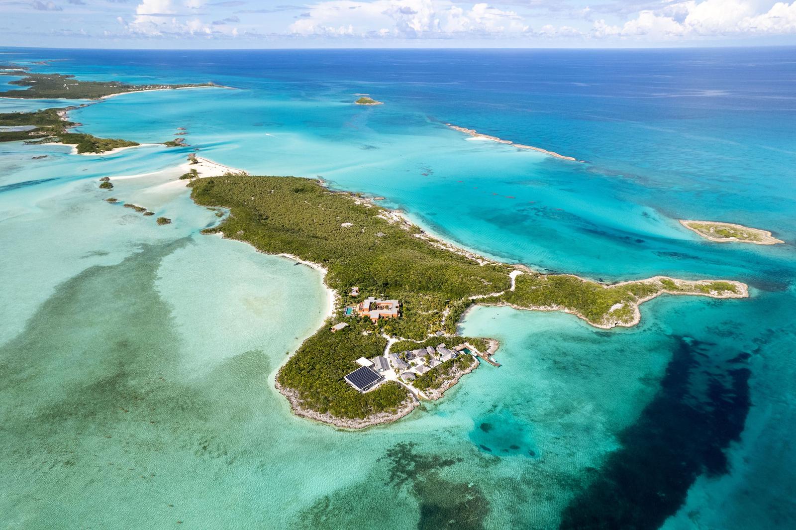Little Norman's Cay, A Private Island For Sale in The Bahamas — photo 1
