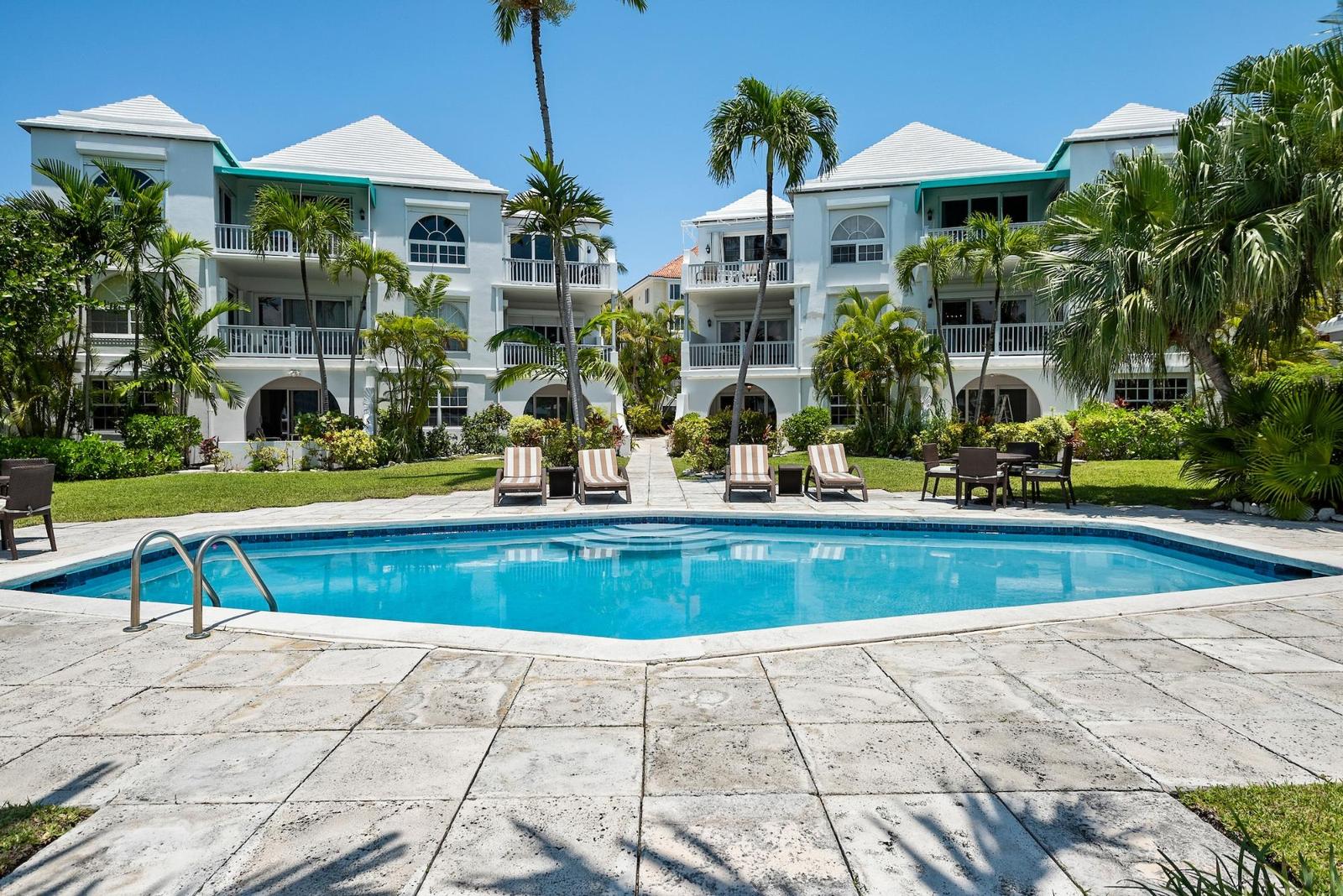 2 bedroom Apartment for sale — HARBOURSIDE II in Nassau / New Providence, The Bahamas — photo 4
