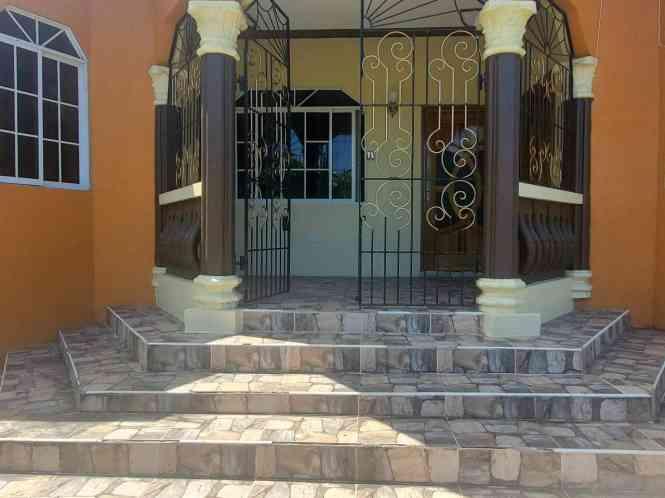 House for sale in Jamaica — photo 3