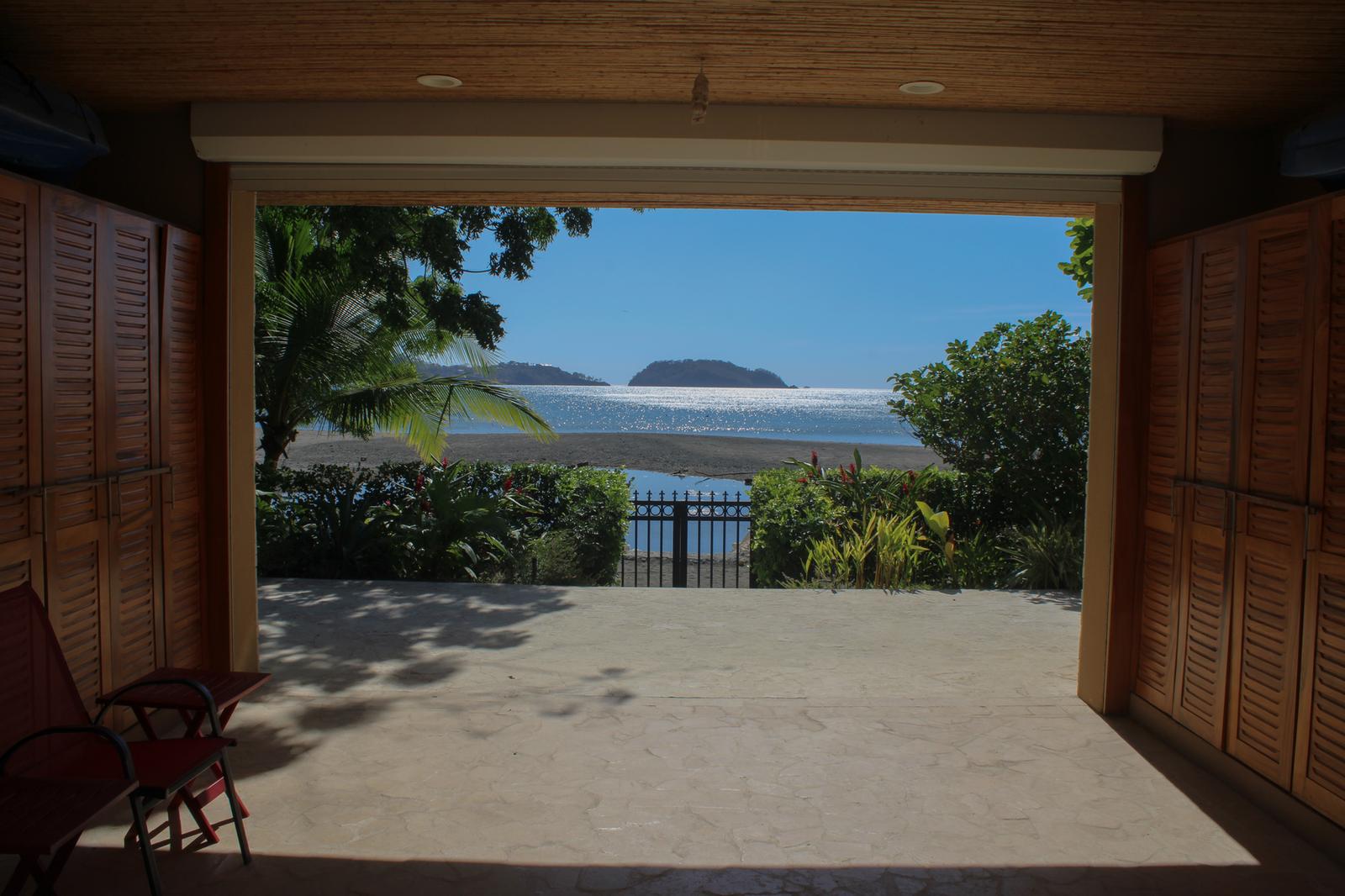 5 Bedroom Luxury Beachfront Home for Sale, Playa Potrero, Guanacaste, Costa Rica — photo 5