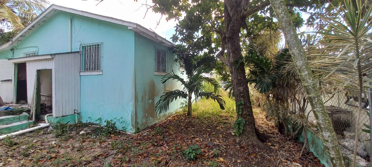 3 bedroom Residence for sale — 26 JOHNSON TERRACE in Nassau / New Providence, The Bahamas — photo 3