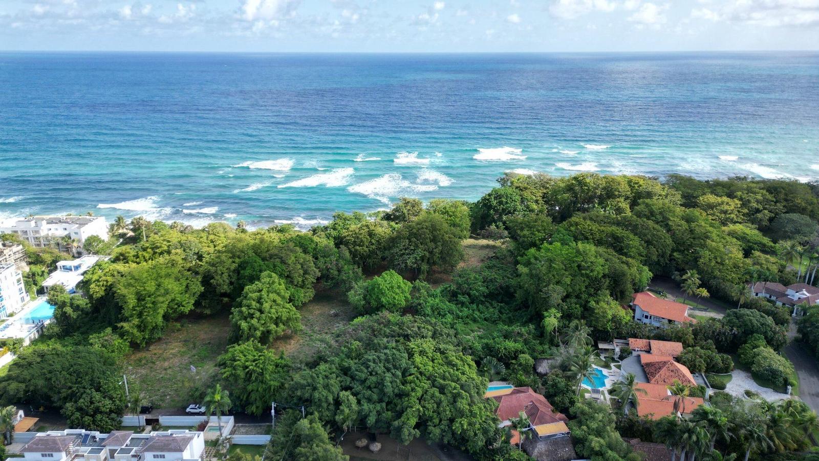 Prime Beachfront Development Lot for sale in Playa Laguna, Sosúa — photo 3