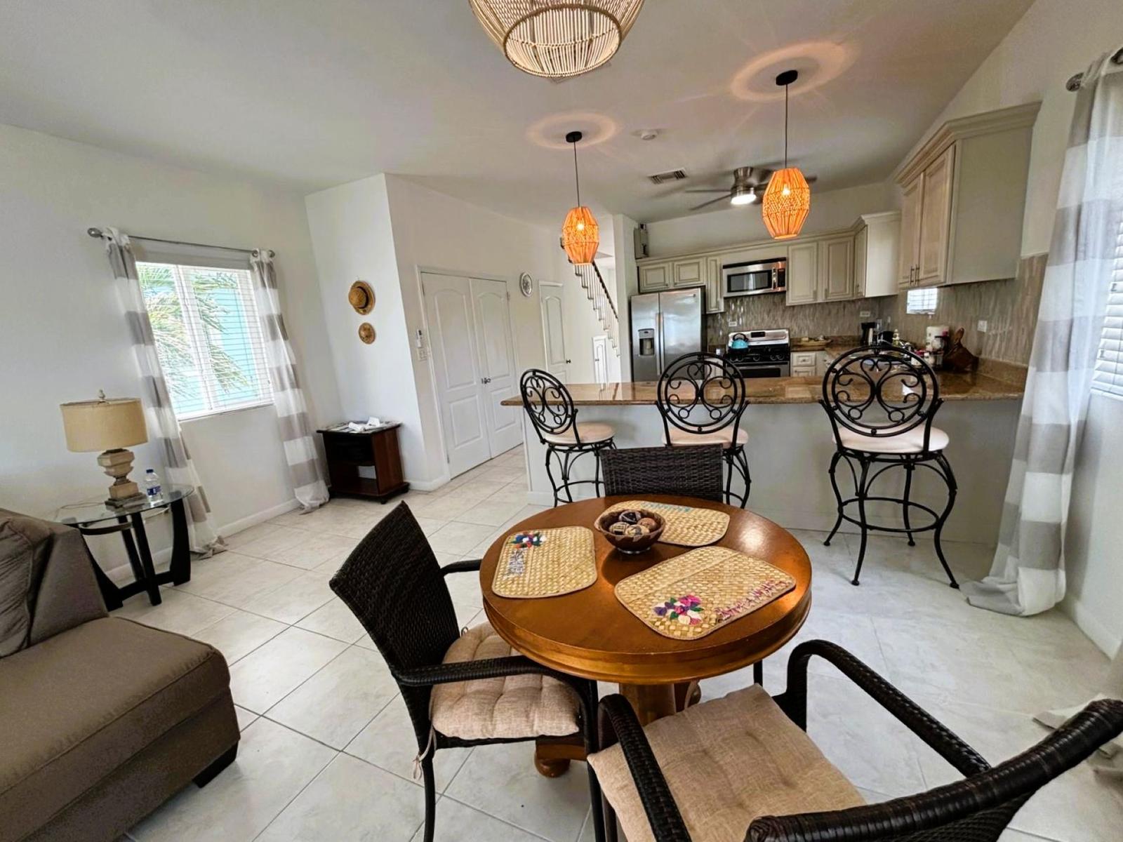 3 Bedroom Ocean-View Condo for Sale — photo 3