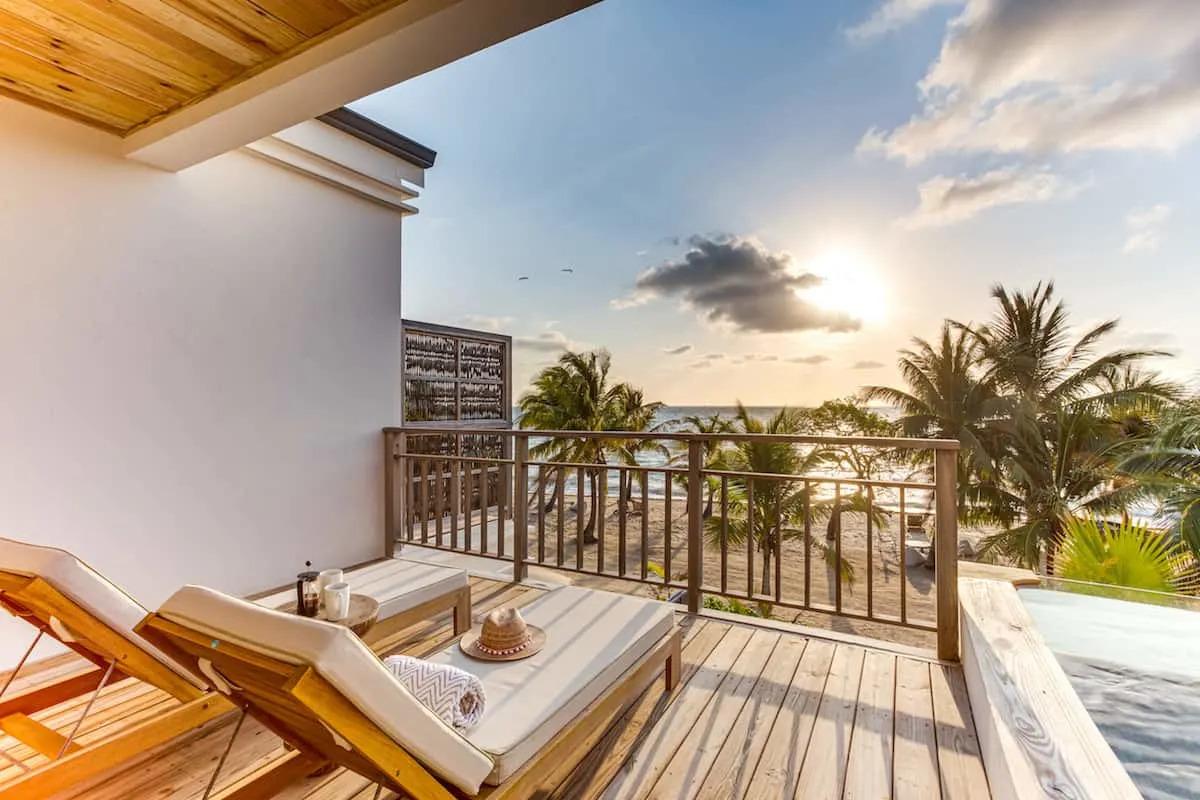 Rare Oceanfront Loft with Private Plunge Pool — photo 1