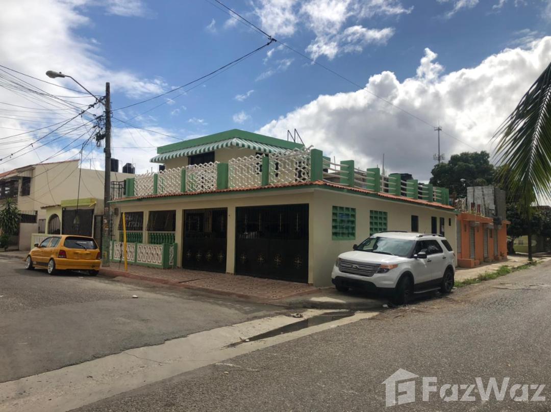 4 Bedroom House for Sale in Santo Domingo Este — photo 1