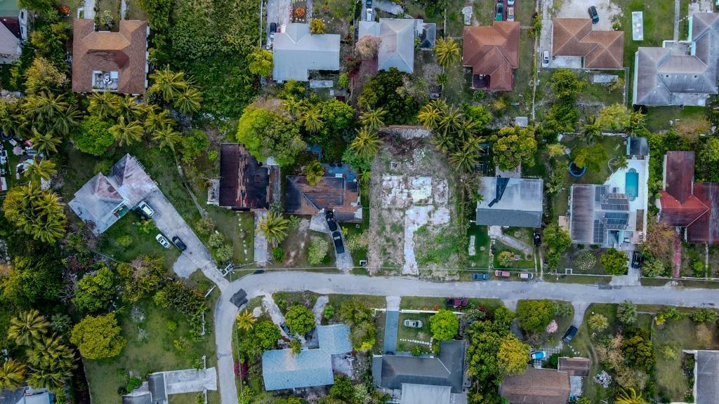 CAMBRIDGE RD NASSAU EAST — photo 1