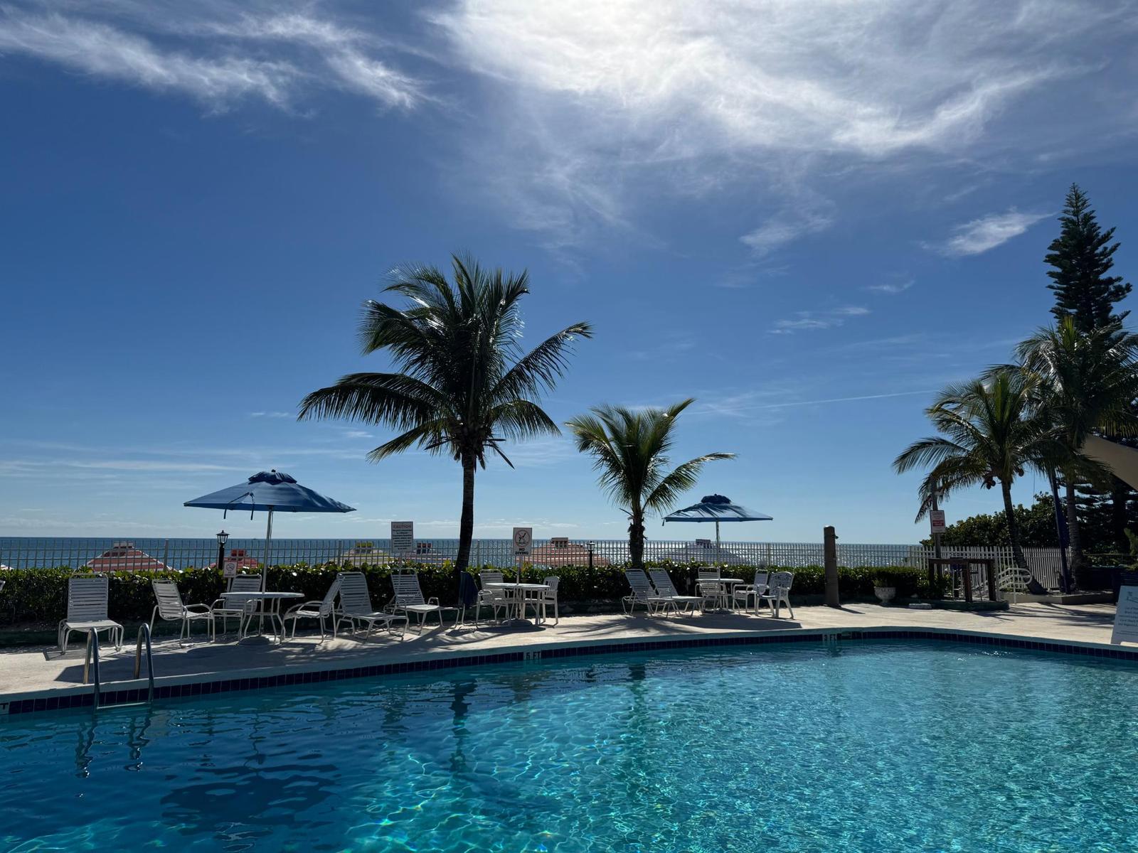 1 Bedroom Apartment for Sale in Grand Bahama — photo 3