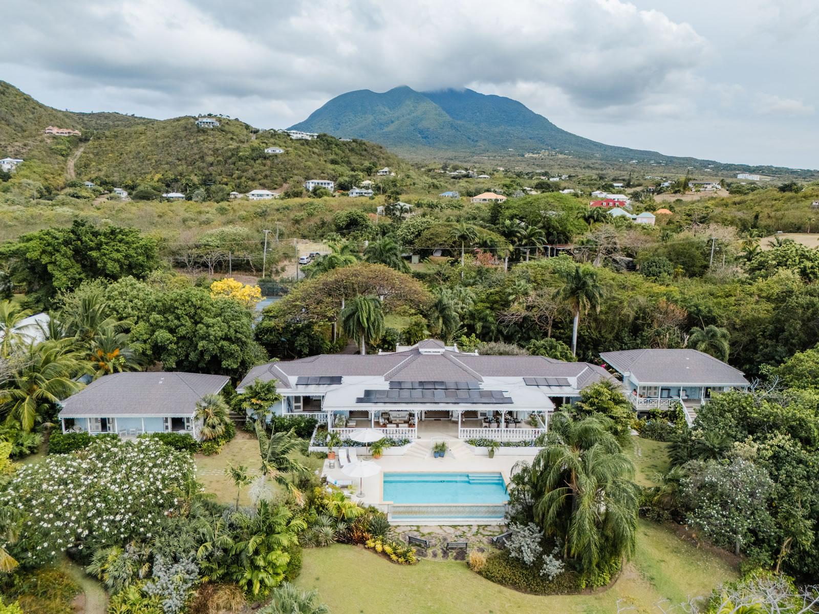 6 Bedroom Beachfront Estate for Sale, St Thomas, Nevis — photo 4