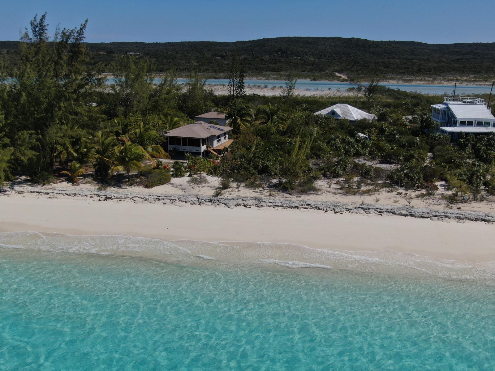 1 bedroom Residence for sale — LOT F OLD BIGHT in Cat Island, The Bahamas — photo 1