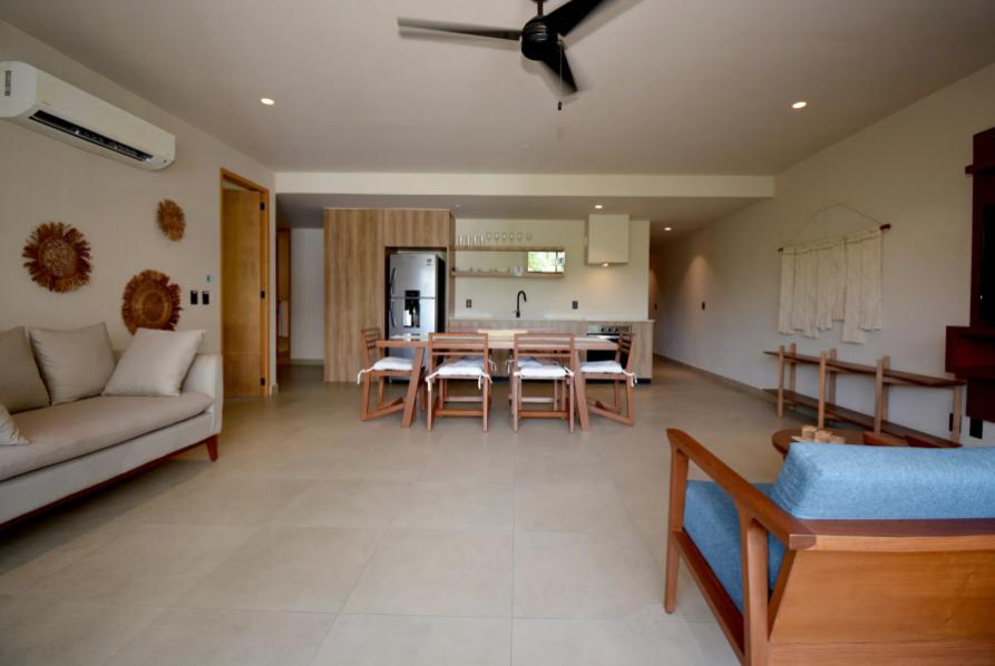 Bohemian La Veleta 3BR Spacious Condo — photo 4