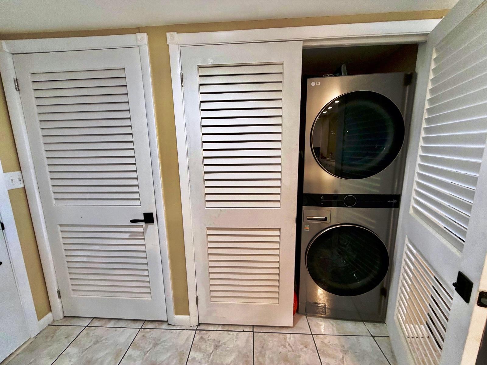 2 bedroom Apartment for sale — PORT OF CALL VILLAS — photo 3