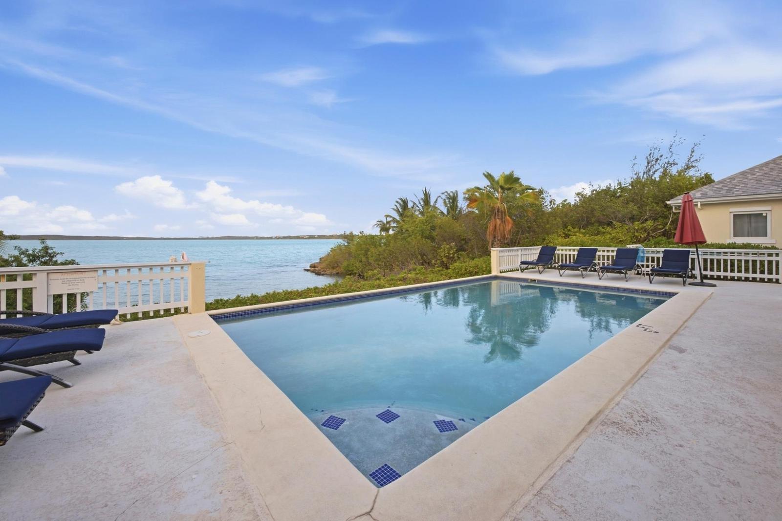 4-bedroom house in Sapodilla Bay, Turks and Caicos Islands — photo 3