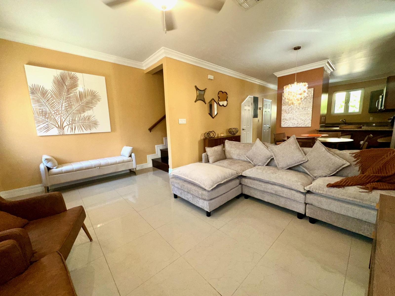 3 bedroom Apartment for sale — KINGFISH DRIVE in Nassau / New Providence, The Bahamas — photo 2