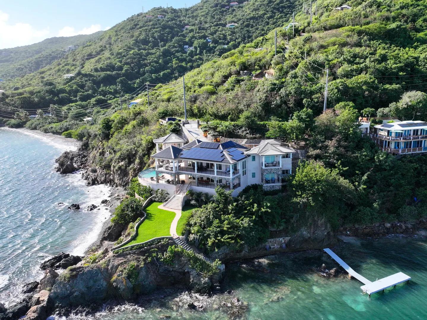 5BR waterfront estate Ben Runnels Gut — photo 3