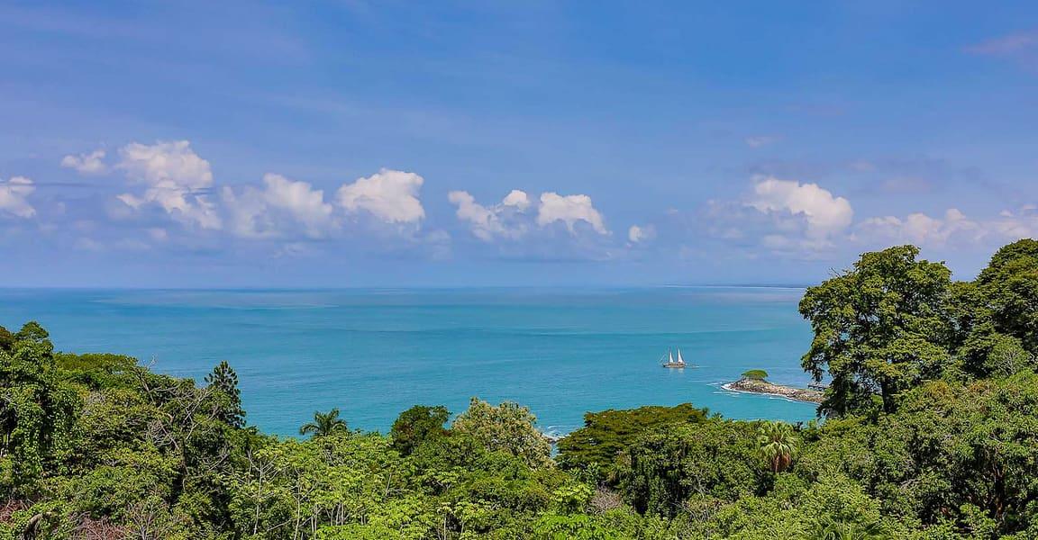 4 Bedroom Luxury Villa for Sale, Manuel Antonio, Puntarenas, Costa Rica — photo 3