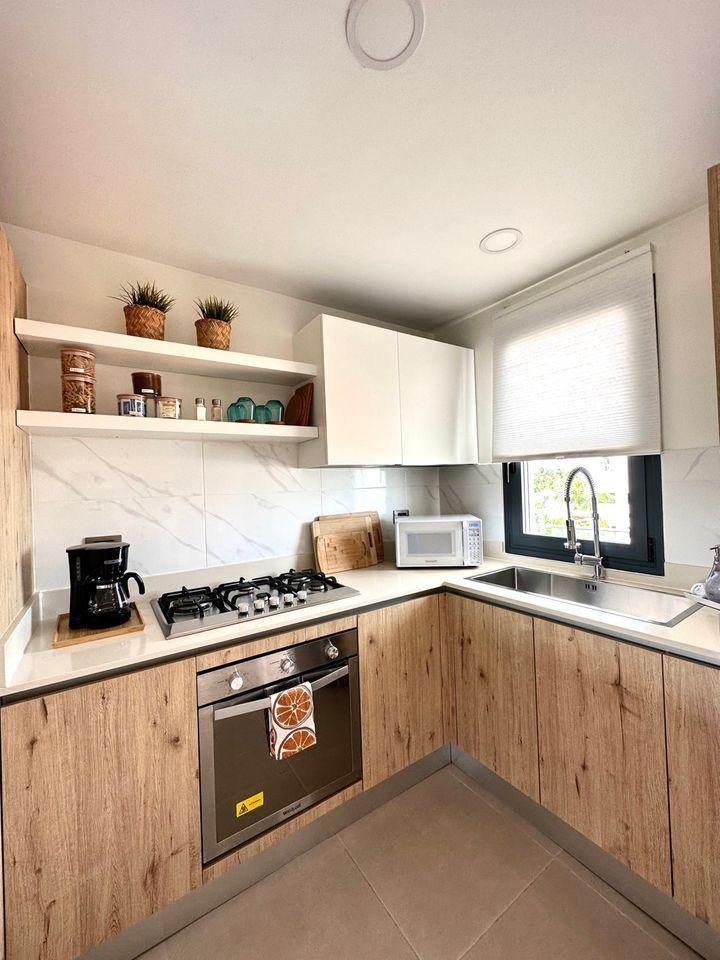 2 bedroom property for sale — photo 1