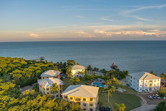 Penthouse Beachfront Condo - Best Views! — photo 1